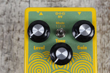 Load image into Gallery viewer, EarthQuaker Blumes Low Signal Shredder Electric Guitar Overdrive Effects Pedal