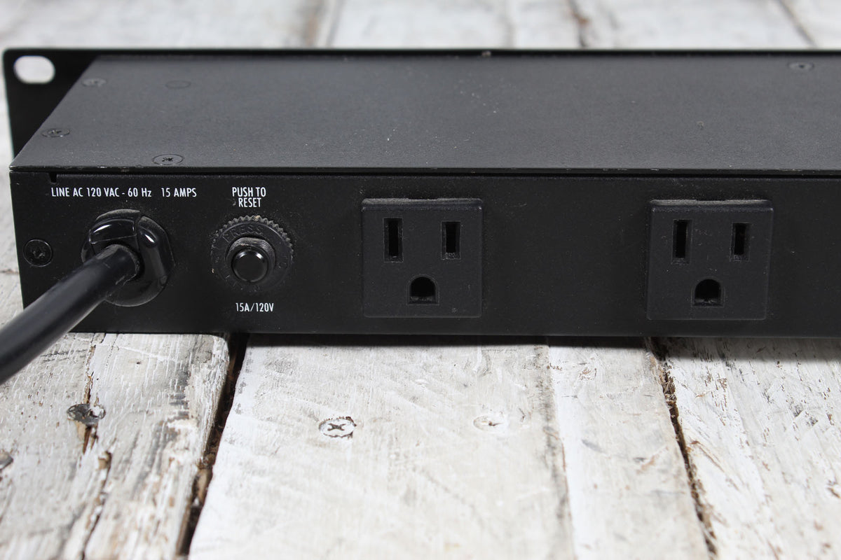 Furman M-8x2 Merit Series 8 Outlet Power Conditioner and Surge Protector