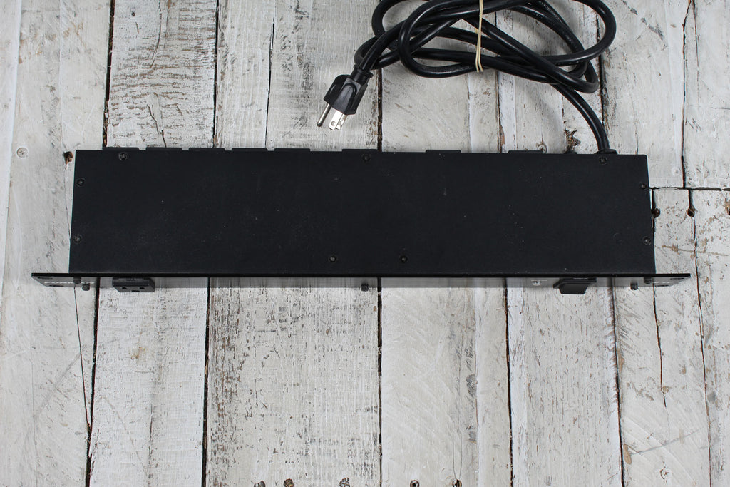 Furman M-8x2 Merit Series 8 Outlet Power Conditioner and Surge Protector