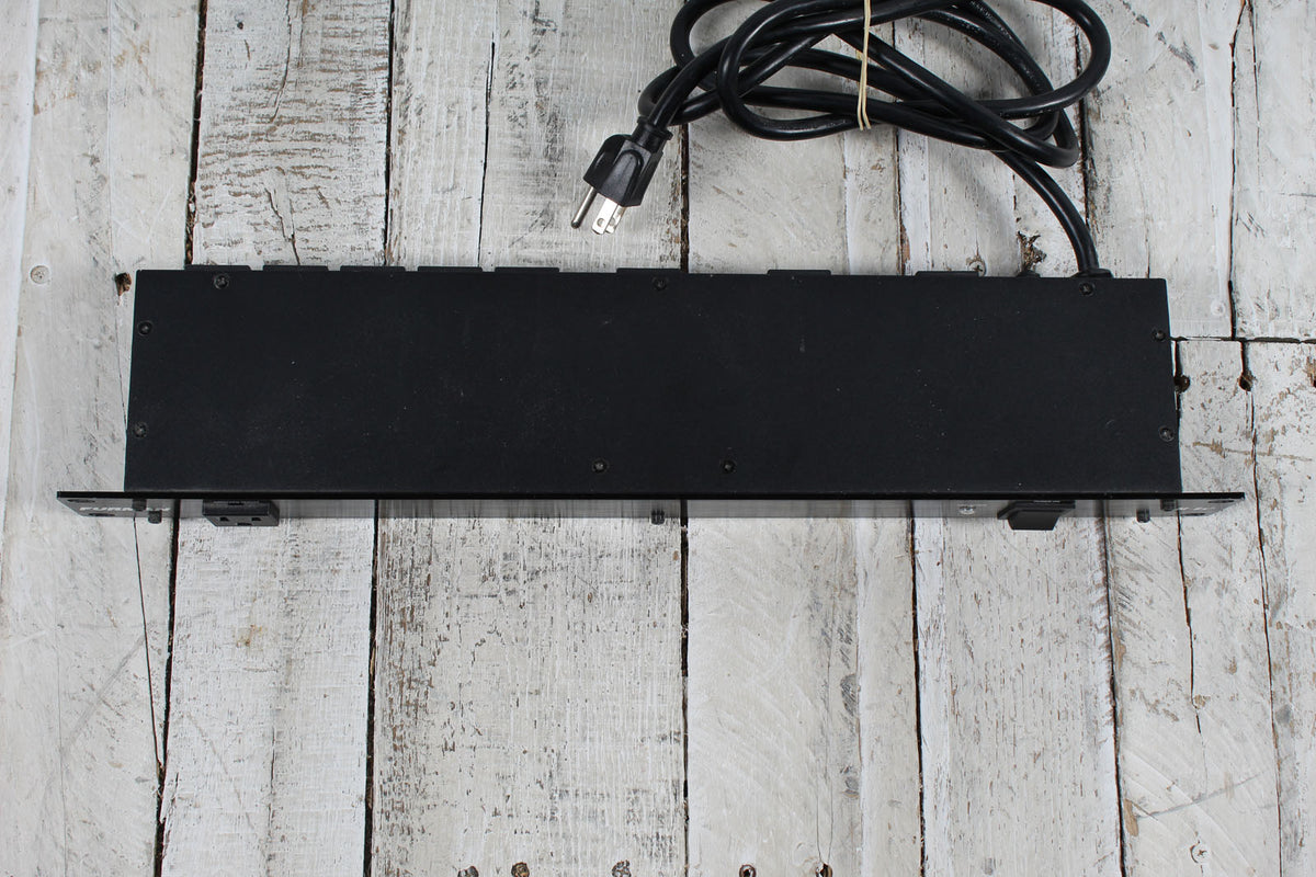 Furman M-8x2 Merit Series 8 Outlet Power Conditioner and Surge Protector