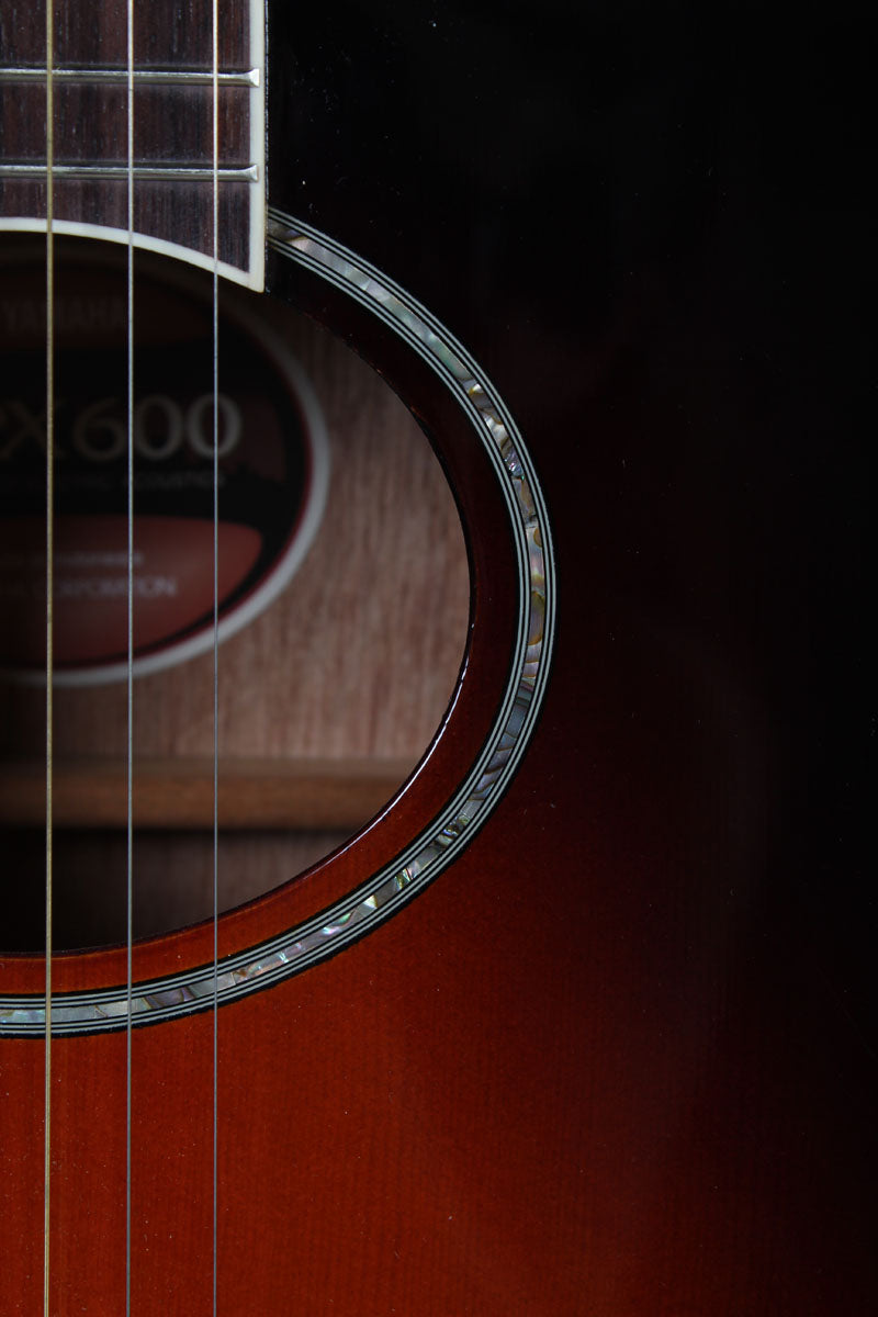 Yamaha APX600 Thinline Cutaway Acoustic Electric Guitar Old Violin Sunburst