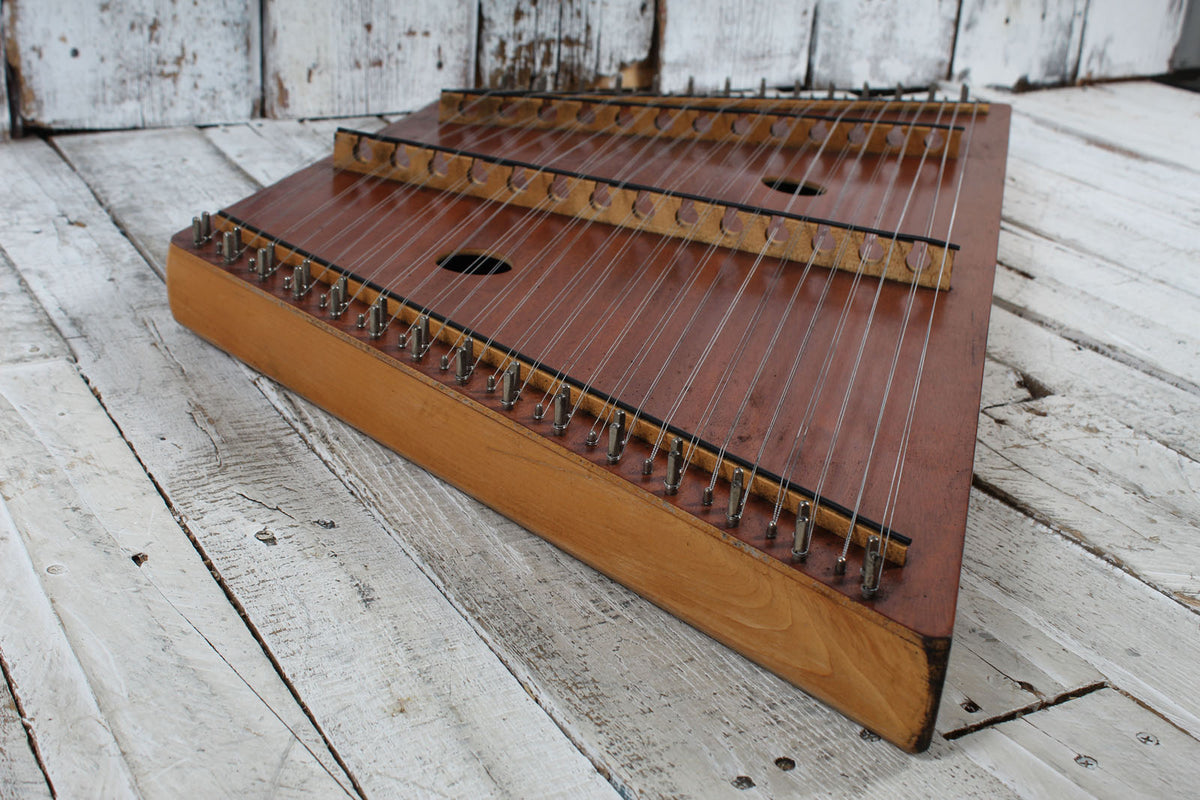 Grassroots Hammered Dulcimer 15/14 Size Dulcimer with Hammers