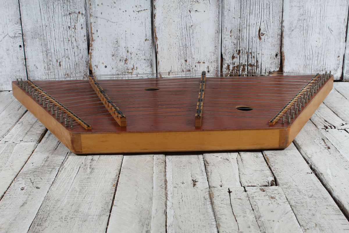 Grassroots Hammered Dulcimer 15/14 Size Dulcimer with Hammers