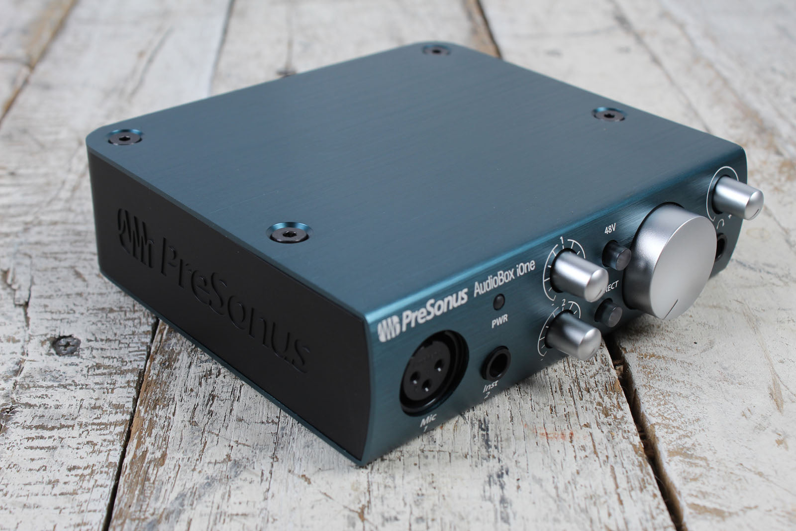 PreSonus AudioBox iOne Bus Powered USB 2.0 / iPad Audio Interface