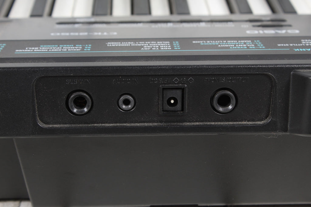 Casio CTK-2550 Keyboard 61 Key Portable Keyboard Black with Sustain Pedal and Power Supply