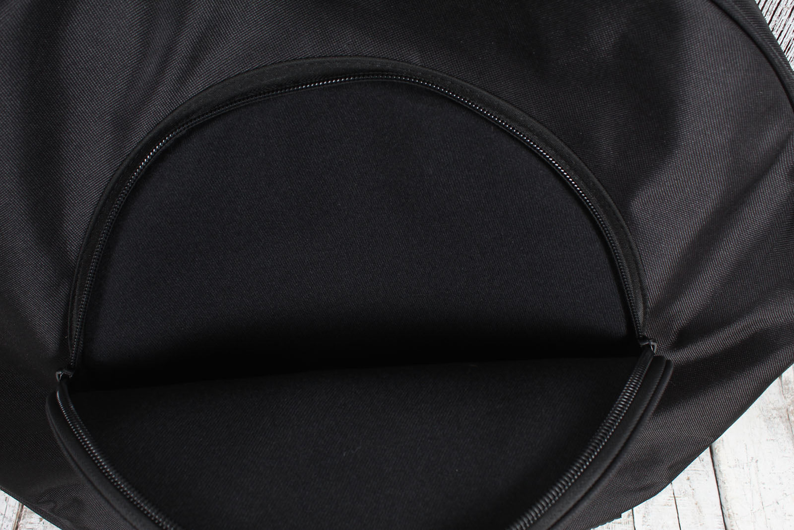 Zildjian ZCB22GIG Gigging Cymbal Bag 22 Inch Deluxe Backpack Cymbal Bag