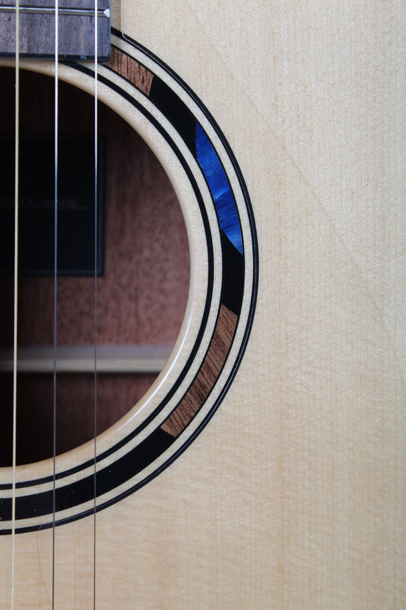 Yamaha TransAcoustic Dreadnought Acoustic Electric Guitar Natural with Gig Bag