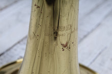 Load image into Gallery viewer, Yamaha YSL-354A Trombone Bb Trombone with Hardshell Case