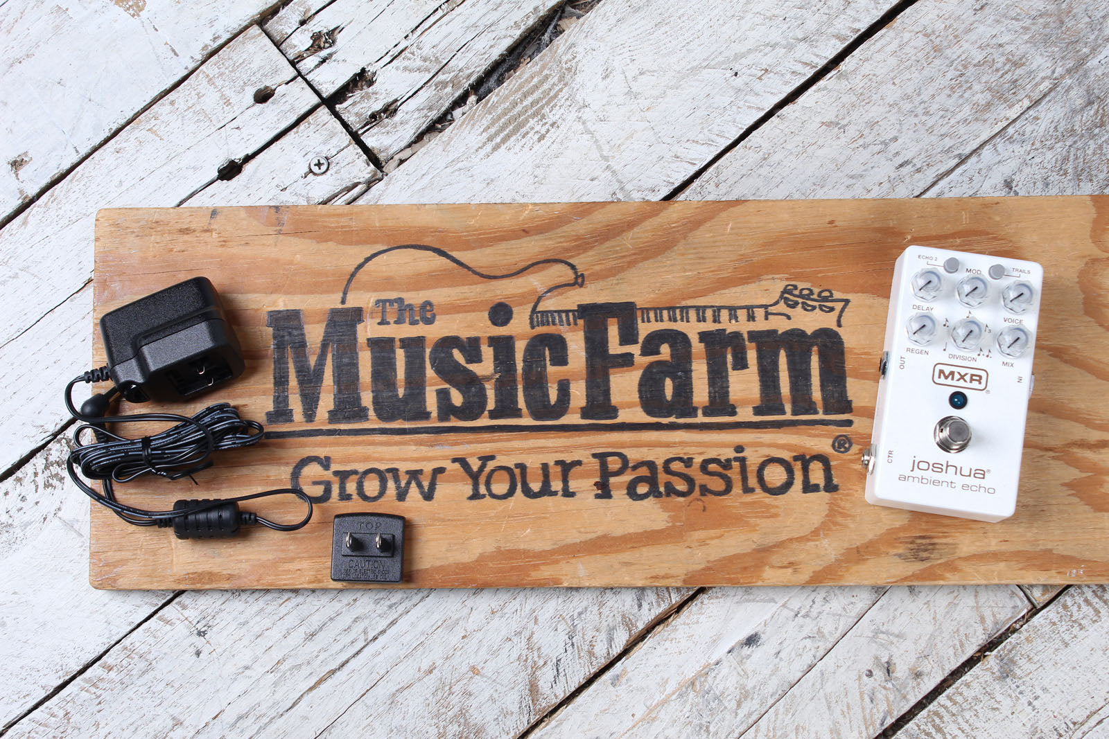 MXR M309 Joshua Ambient Echo Pedal Electric Guitar Echo Effects Pedal Secondary image