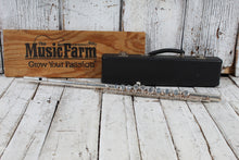 Load image into Gallery viewer, Gemeinhardt 2SP Silver Plated Student Flute Made in the USA with Hardshell Case