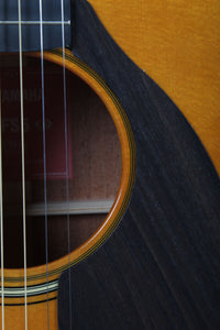 Yamaha FS5 Red Label Concert Body Acoustic Guitar Natural with Hardshell Case