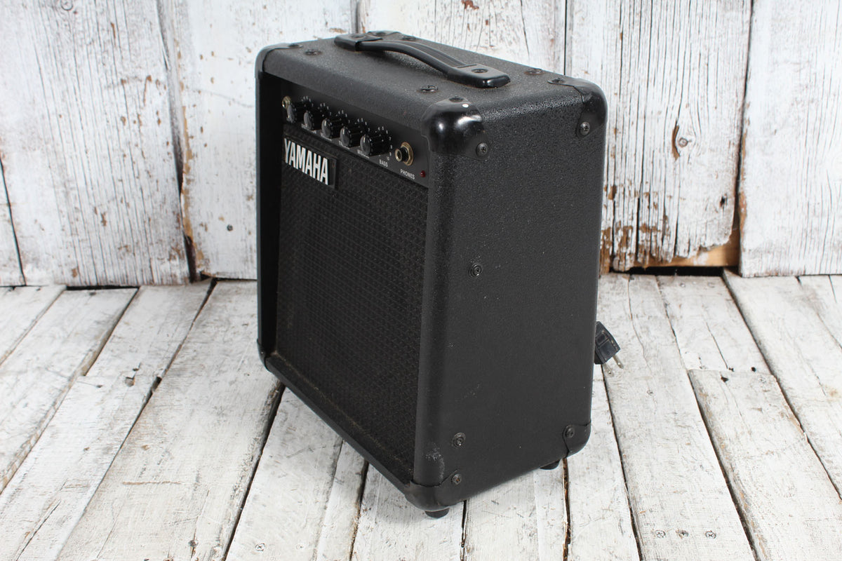 Yamaha HY-10G III Electric Guitar Amplifier Solid State Guitar Combo Amp