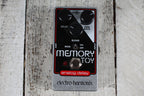 Electro Harmonix Memory Toy Analog Delay Pedal with Modulation Electric Guitar Analog Delay Effects Pedal