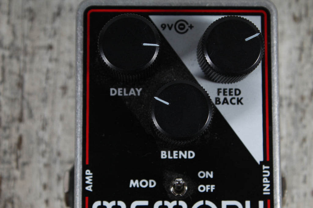 Electro Harmonix Memory Toy Analog Delay Pedal with Modulation Electric Guitar Analog Delay Effects Pedal