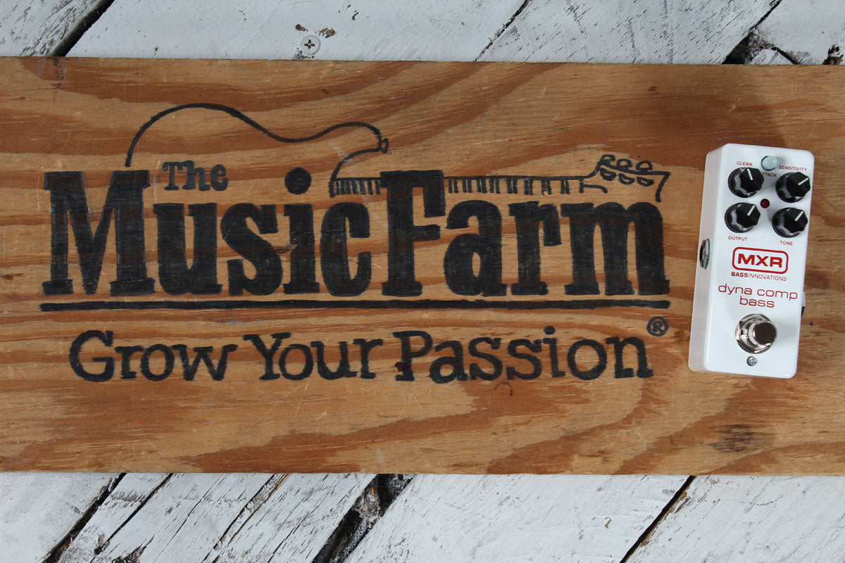 MXR Dyna Comp Bass Compressor Mini Pedal Electric Bass Guitar Effects Pedal