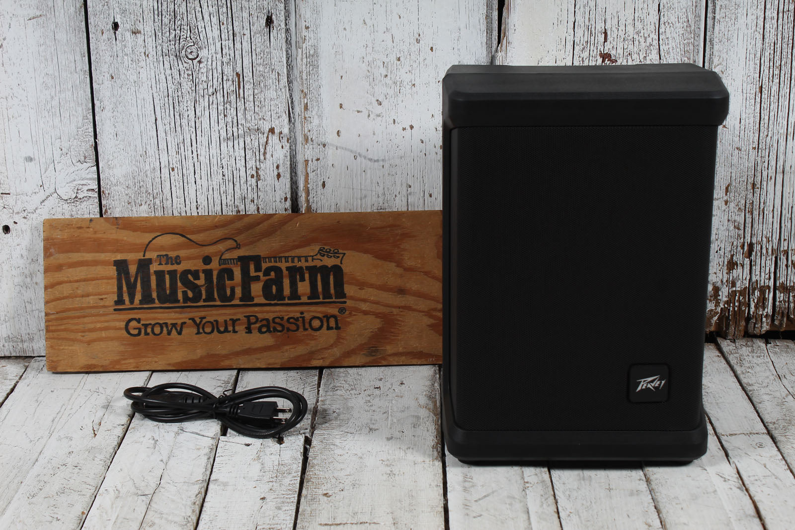 Peavey Solo PA System Battery Powered Portable PA and Busking Amp Secondary image