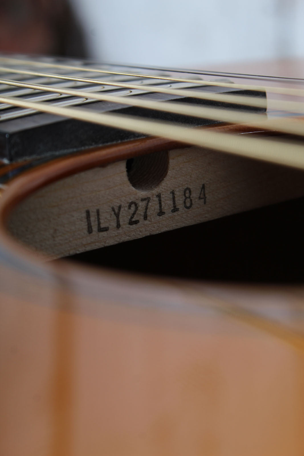 Yamaha CSF-TA TransAcoustic Parlor Acoustic Electric Guitar with Gig Bag