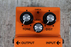 Boss DS-1 Distortion Effects Pedal Electric Guitar and Keyboard Effects Pedal