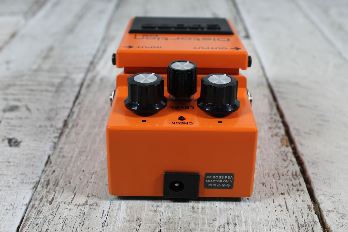 Boss DS-1 Distortion Effects Pedal Electric Guitar and Keyboard Effects Pedal