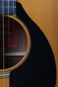 Yamaha Red Label FS3 Concert Body Acoustic Guitar with Hard Gig Bag