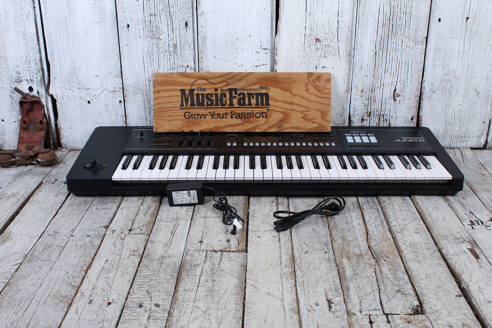 Roland JUNO-D6 Synthesizer 61 Key Velocity Sensitive Keyboard with Synth Action Secondary image