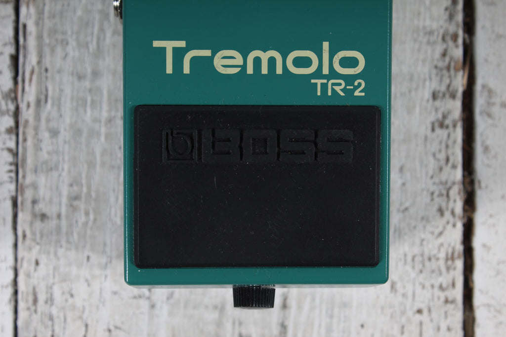 Boss TR-2 Tremolo Pedal Electric Guitar Effects Pedal Vintage Tremolo Effects