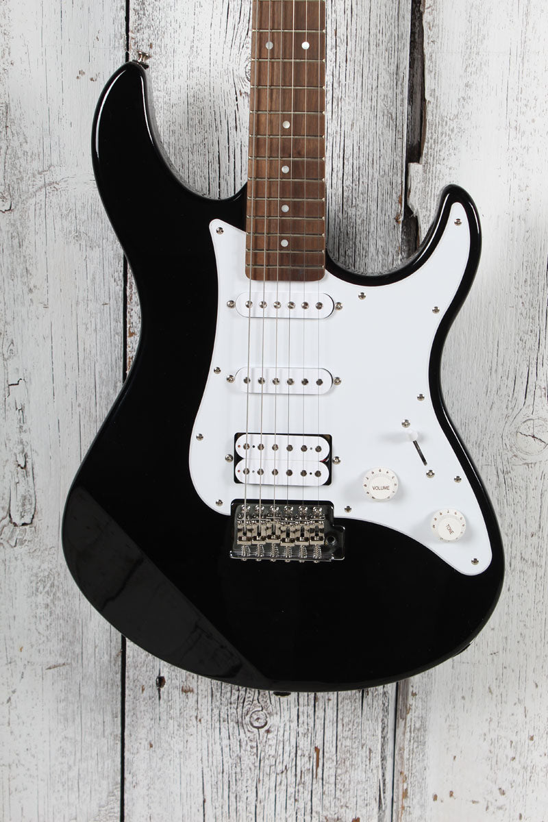 Yamaha PAC012 Pacifica Series Solid Body Electric Guitar Black Finish