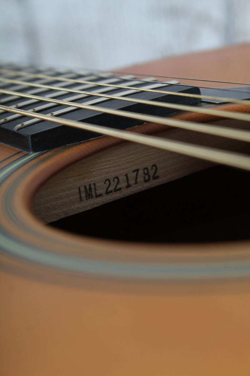 Yamaha Red Label FS3 Concert Body Acoustic Guitar with Hard Gig Bag