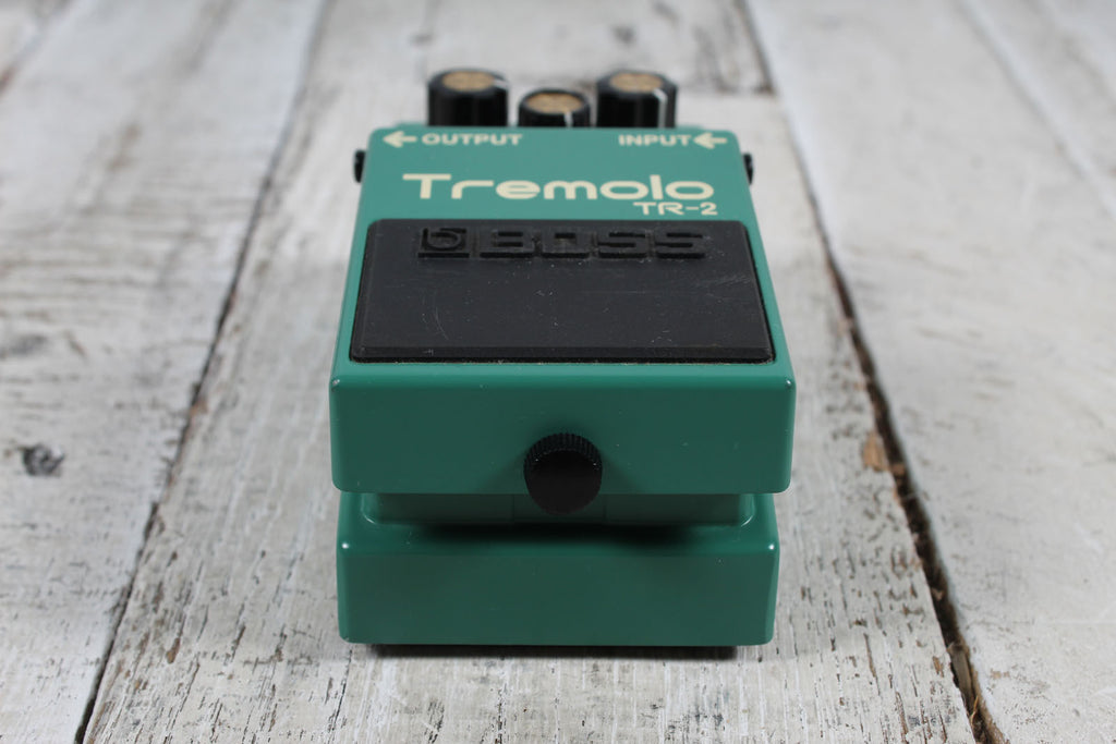 Boss TR-2 Tremolo Pedal Electric Guitar Effects Pedal Vintage Tremolo Effects