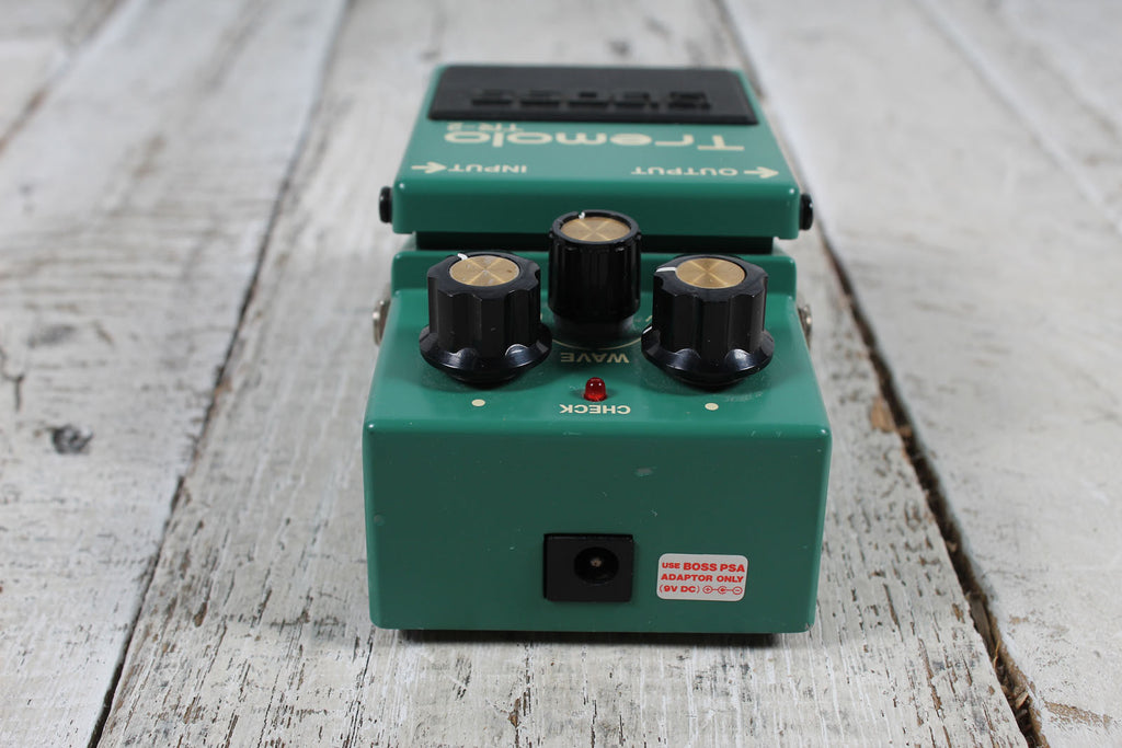 Boss TR-2 Tremolo Pedal Electric Guitar Effects Pedal Vintage Tremolo Effects