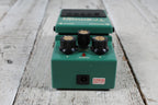 Boss TR-2 Tremolo Pedal Electric Guitar Effects Pedal Vintage Tremolo Effects