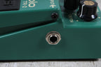 Boss TR-2 Tremolo Pedal Electric Guitar Effects Pedal Vintage Tremolo Effects