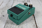 Boss TR-2 Tremolo Pedal Electric Guitar Effects Pedal Vintage Tremolo Effects