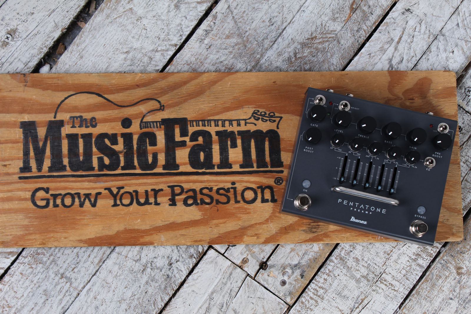 Ibanez Pentatone Preamp Pedal Electric Guitar Preamp and EQ Effects Pedal