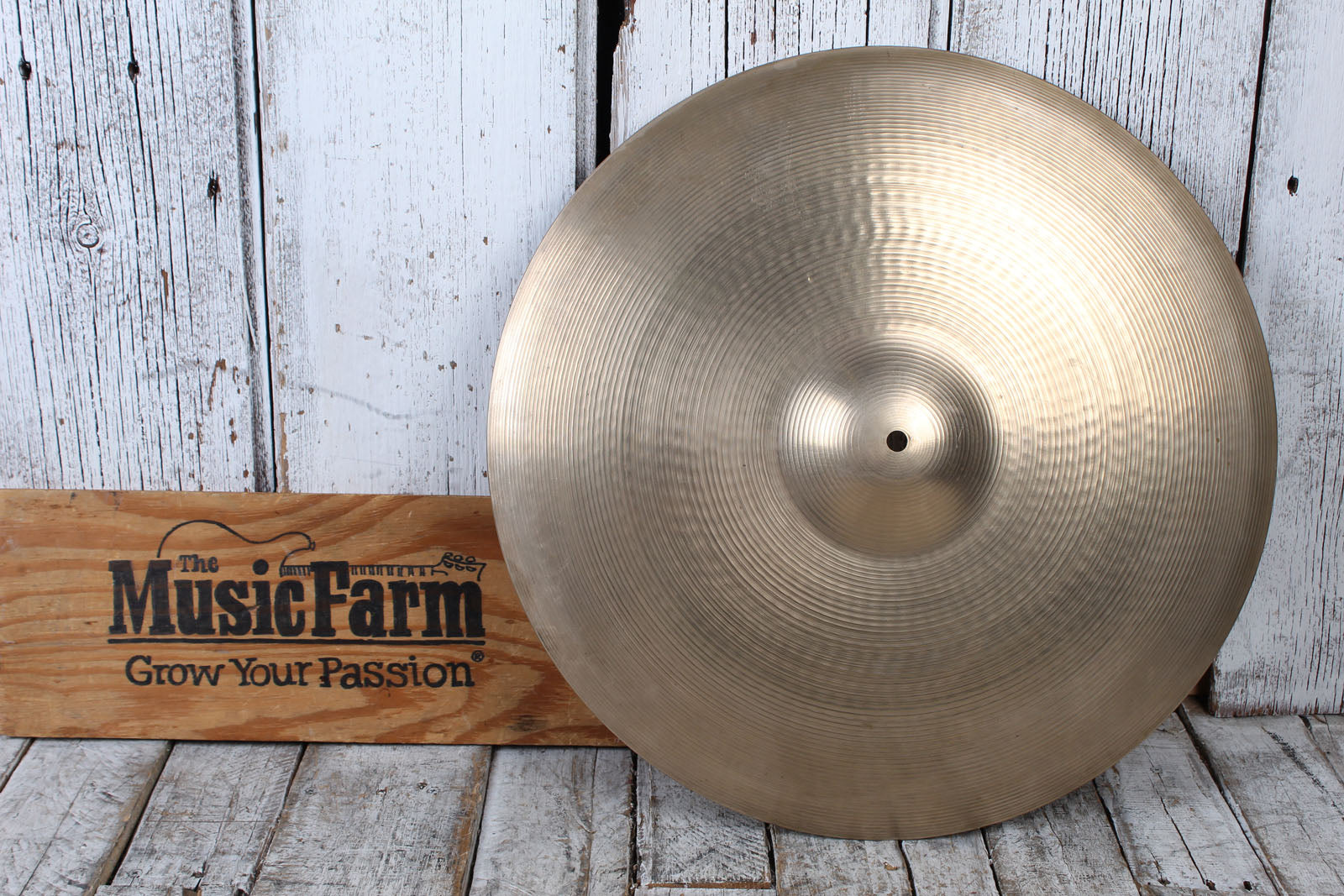 Zildjian Avedis 20 Inch Ride Cymbal 20" Ride Drum Cymbal Secondary image