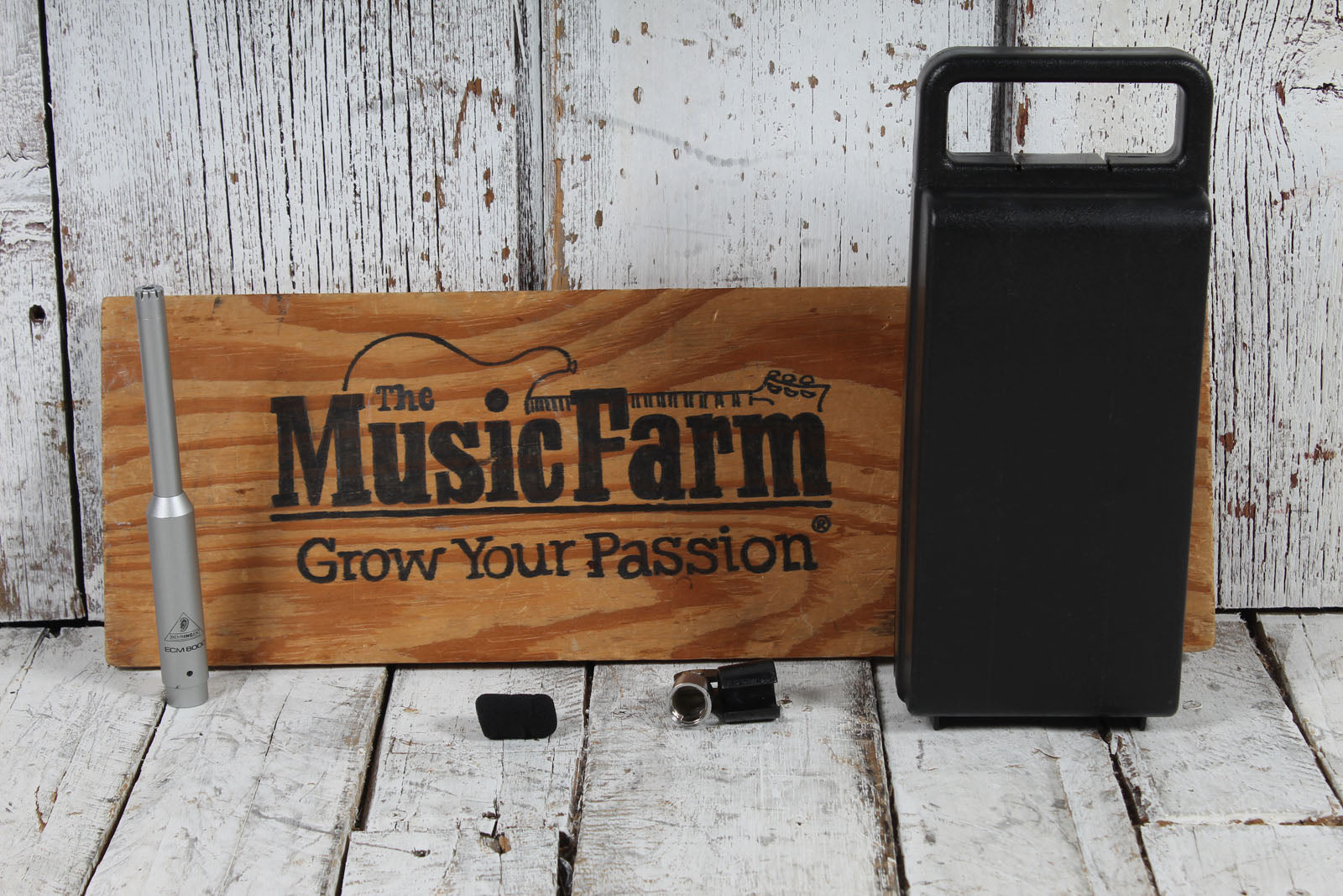 Behringer ECM8000 Ultra-Linear Measurement Condenser Microphone Secondary image