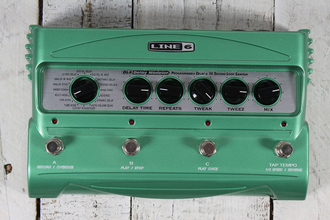 Line 6 DL4 V1 Delay Modeler Pedal Electric Guitar Delay Effects Pedal