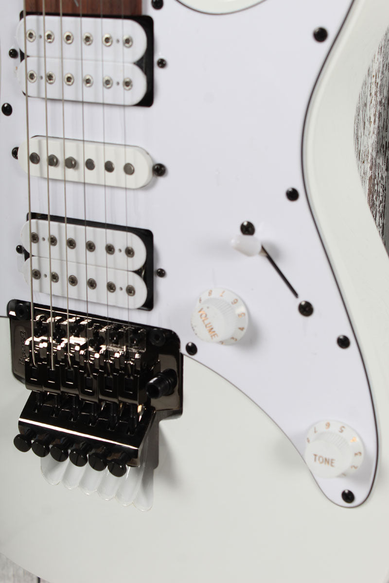 Ibanez Steve Vai Signature JEM JR Electric Guitar Quantum HSH White JEMJRWH