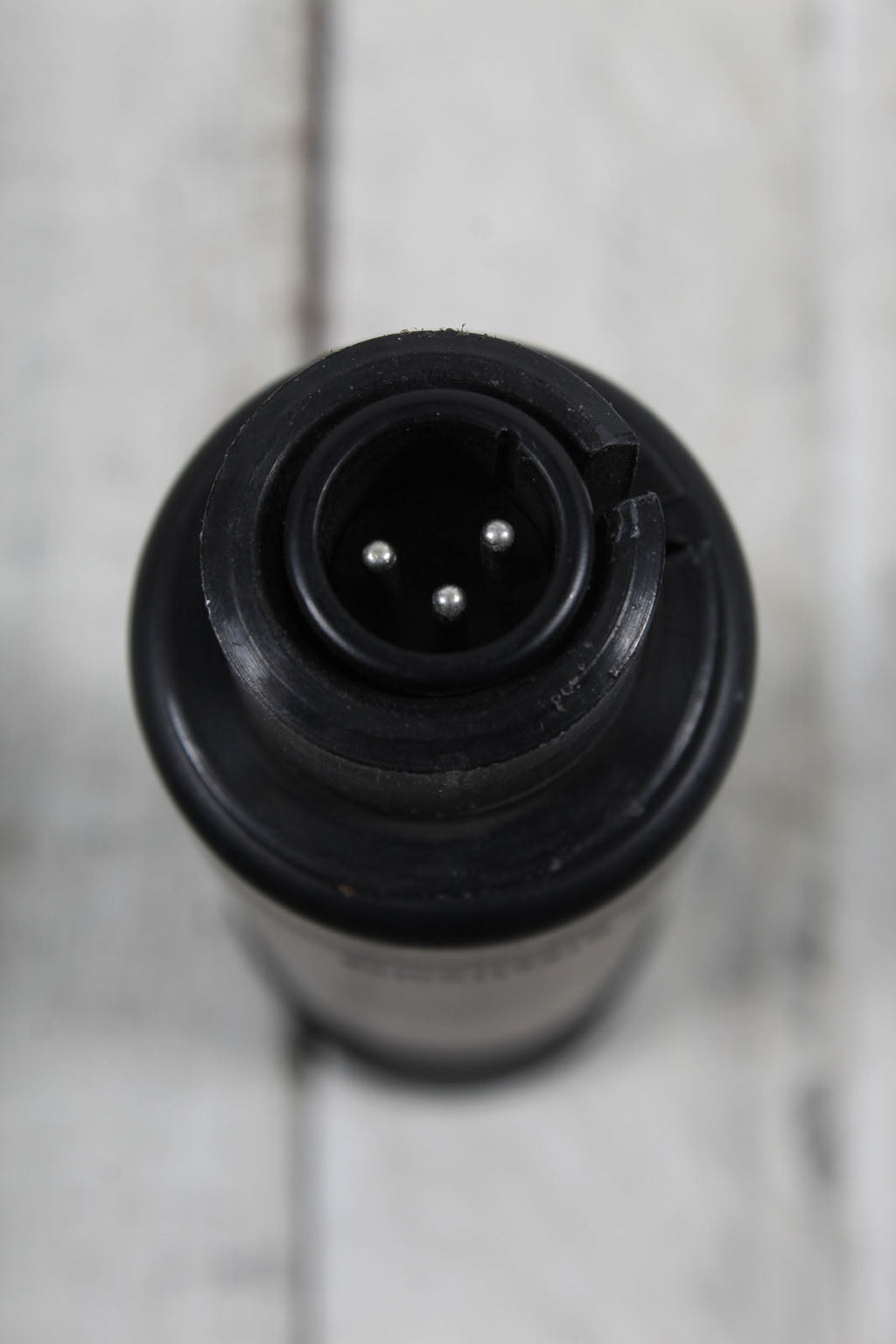 sE Electronics 2200a II Large Diaphragm Cardioid Condensor Instrument and Vocal Microphone