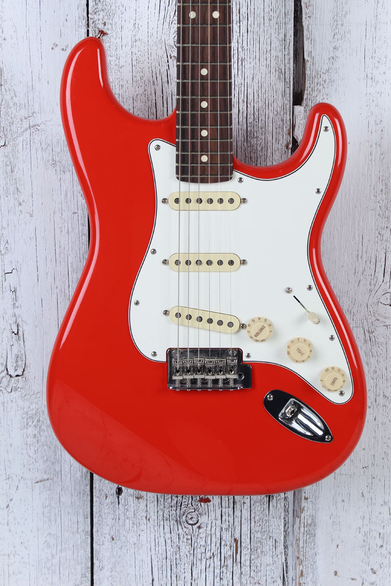 Fender 2024 Player II Stratocaster Solid Body Electric Guitar Coral Red Finish
