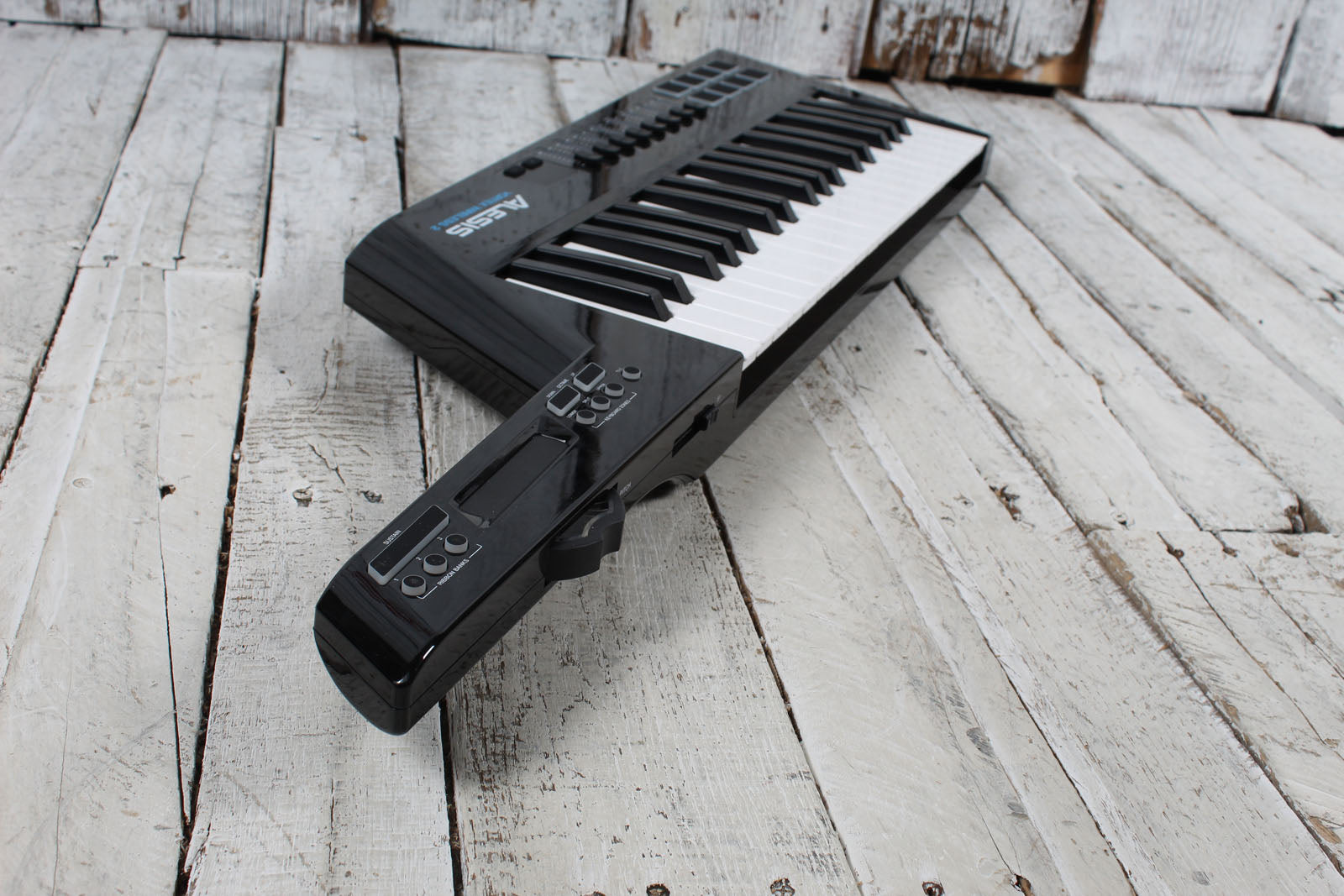 Alesis Vortex Wireless 2 Keyboard Controller 37 Key USB Keytar Controller