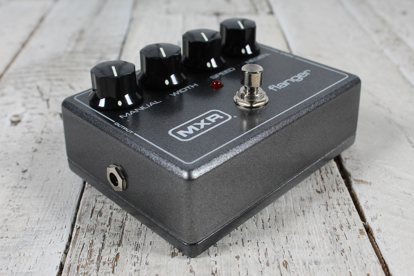 MXR M117R Flanger Pedal Electric Guitar Flanger Effects Pedal with Power Supply