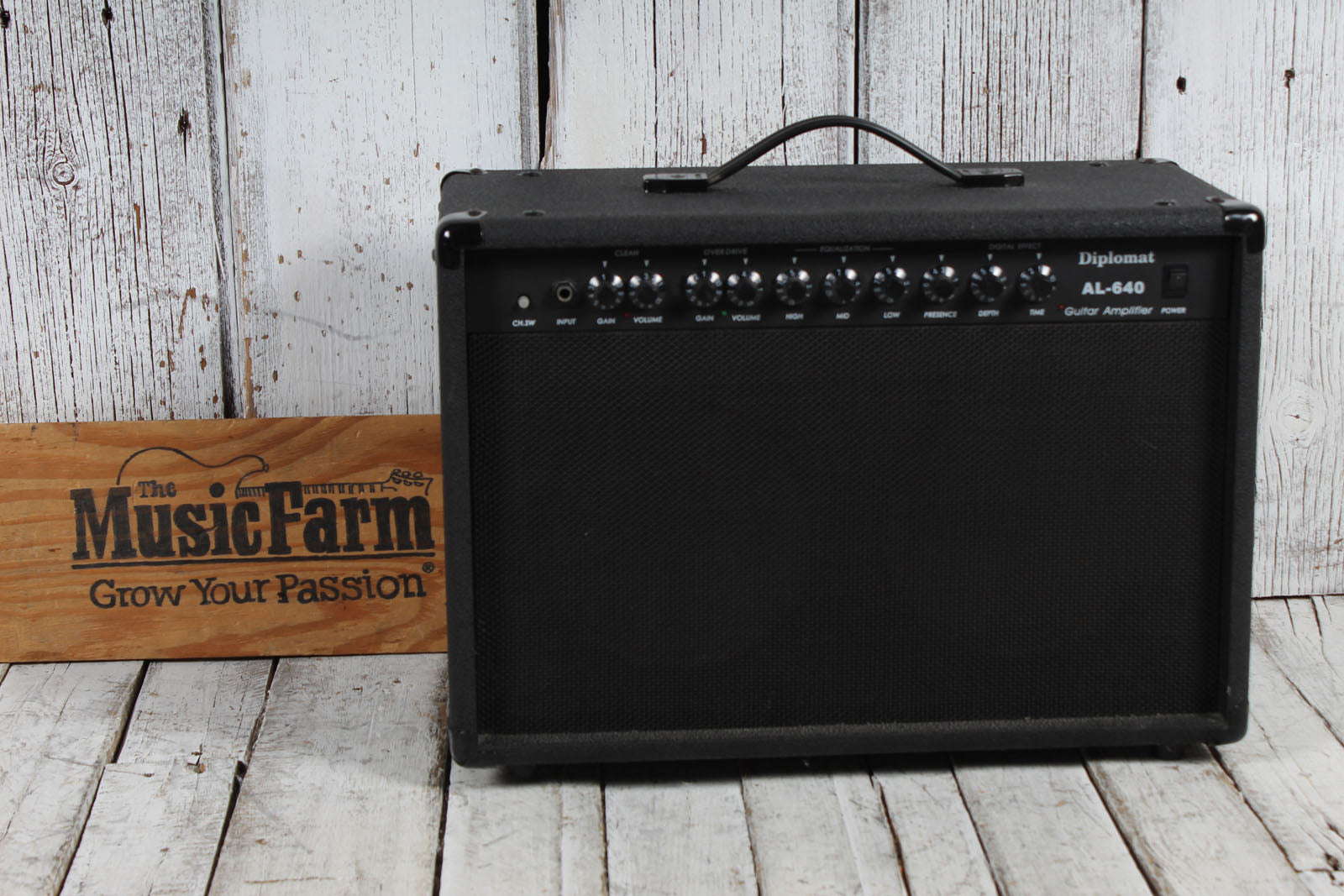Diplomat AL-640 Electric Guitar Amplifier 40 Watt Solid State Guitar Amp Secondary image
