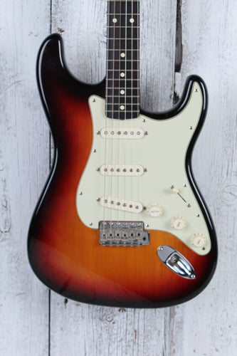Fender 2002 American Vintage '62 Reissue Stratocaster Electric Guitar with Case