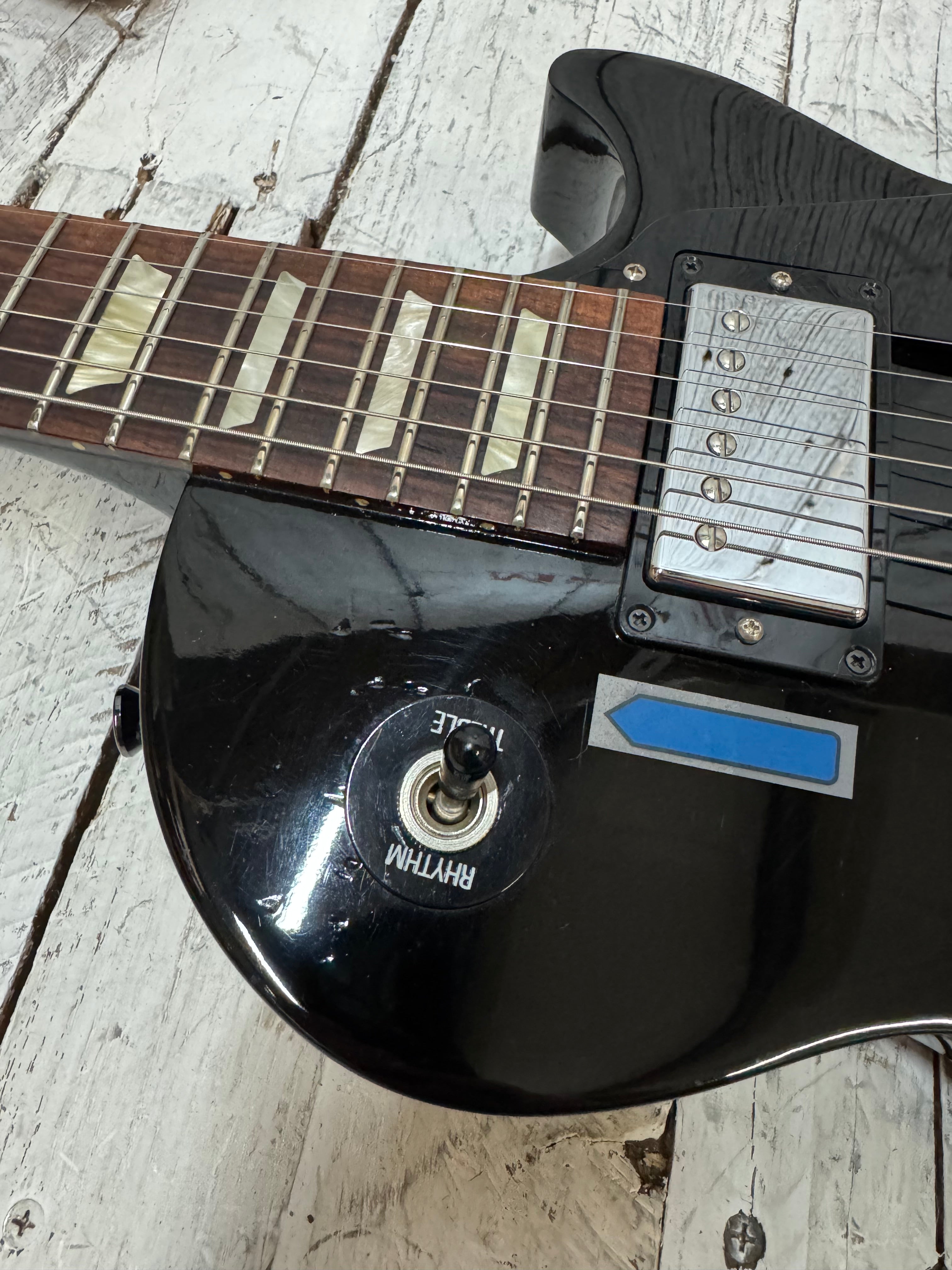 Gibson 2008 Les Paul Studio Electric Guitar Ebony Finish with Hardshell Case