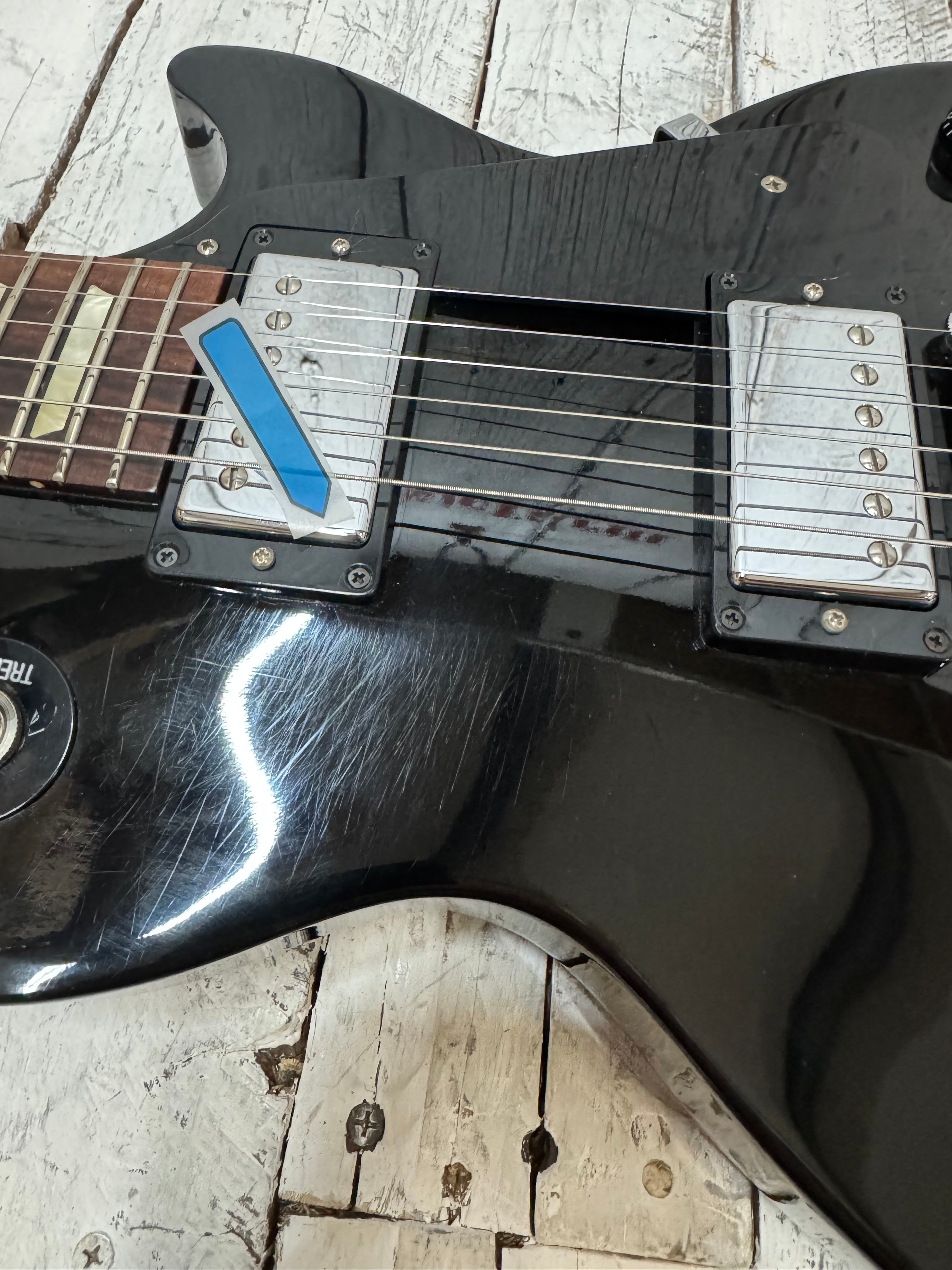 Gibson 2008 Les Paul Studio Electric Guitar Ebony Finish with Hardshell Case