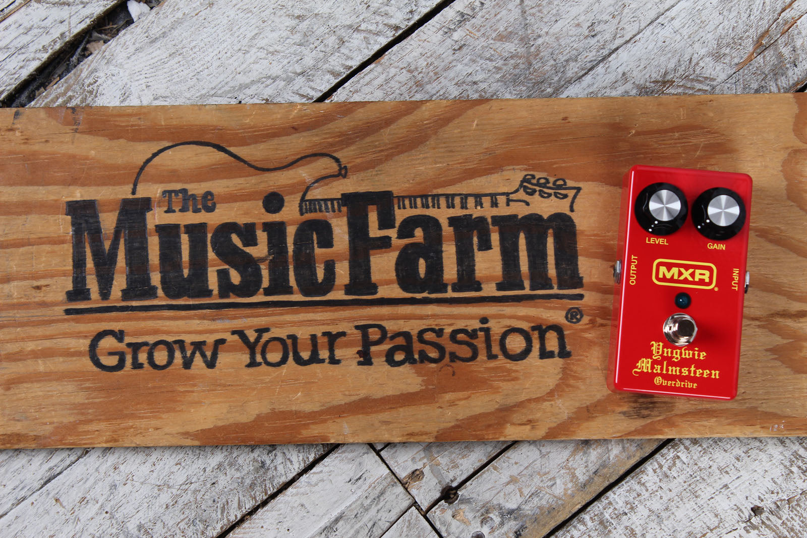 MXR YJM308 Yngwie Malmsteen Overdrive Electric Guitar Overdrive Effects Pedal Secondary image