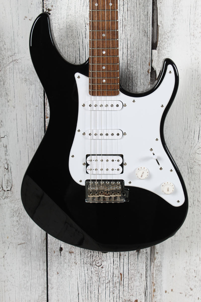 Yamaha PAC012 Pacifica Series Solid Body Electric Guitar Black Finish