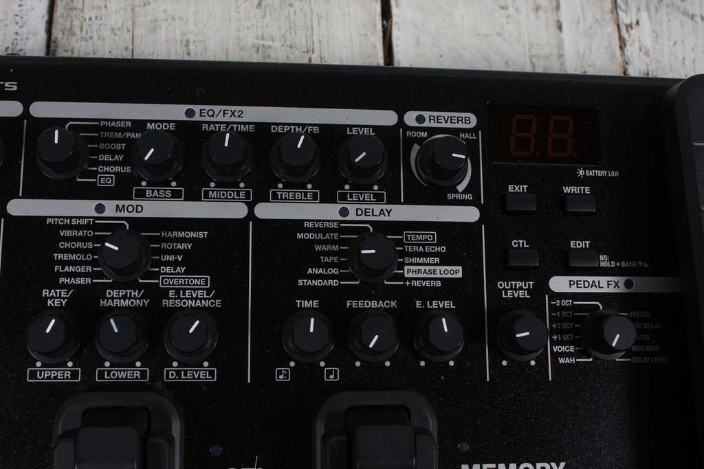 Boss ME-90 Multi Effects Electric Guitar Effects & Expression Pedal with Gig Bag