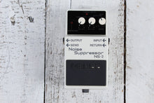 Load image into Gallery viewer, Boss NS-2 Noise Suppressor Pedal Electric Guitar Suppressor/Gate Effects Pedal